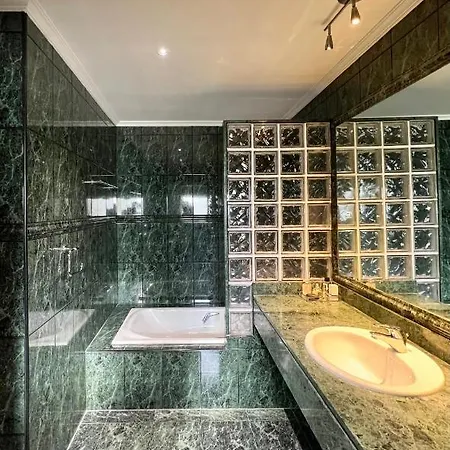 Agradable Casa Con Jacuzzi Climatizado Exterior En Pleno Urdaibai Ferienhaus